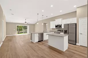 10260 N Spaulding Dr, Citrus Springs, FL 34433 - Photo 2