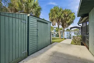 11675 W Dixie Shores Dr, Crystal River, FL 34429 - Photo 36