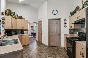 13130 NW 87th Ave Rd, Reddick, FL 32686 - Photo 12