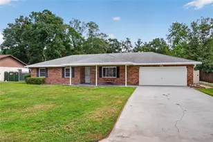 3745 NE 18th Ave, Ocala, FL 34479 - Photo 2
