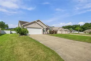 12166 NE 51st Cir, Oxford, FL 34484 - Photo 32