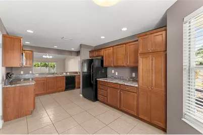 12166 NE 51st Circle, Oxford, FL 34484 - Photo 6