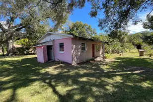 1949 NW 4th Pl, Ocala, FL 34475 - Photo 2