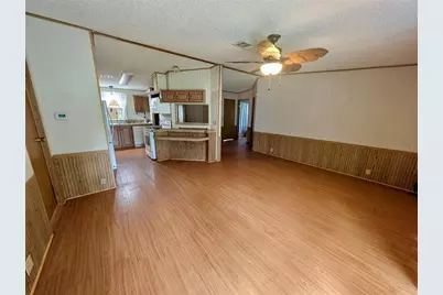 12180 NE 238th Terrace, Salt Springs, FL 32134 - Photo 2