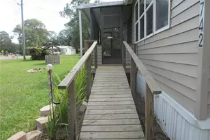 1742 SE 169th Terrace Rd, Silver Springs, FL 34488 - Photo 12