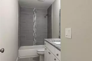 1323 NW 52nd Ct, Ocala, FL 34482 - Photo 8