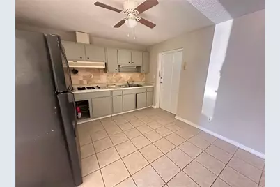 2017 NE 2 Street, Ocala, FL 34470 - Photo 2