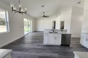 9483 SW 121st Terrace, Dunnellon, FL 34432 - Photo 8