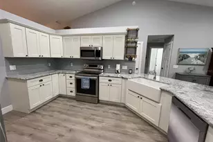 16388 SE 82nd Ct, Summerfield, FL 34491 - Photo 8