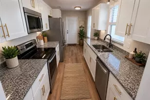 8577 NE 157th Ct, Silver Springs, FL 34488 - Photo 2