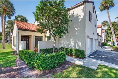 10 Via De Casas Sur #101, Boynton Beach, FL 33426 - Photo 1