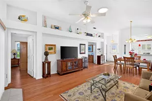 529 Alcazar Ct, Lady Lake, FL 32159 - Photo 16
