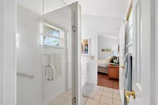 529 Alcazar Ct, Lady Lake, FL 32159 - Photo 12