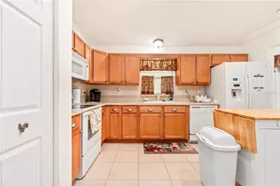 10151 SW 41st Terrace, Ocala, FL 34476 - Photo 6