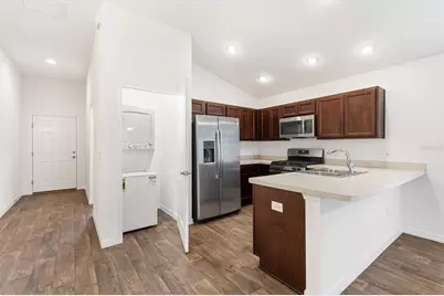 6225 Dingman Way, The Villages, FL 32163 - Photo 10