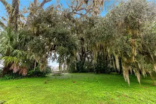 5135 SE 125th St, Belleview, FL 34420 - Photo 8
