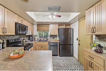11129 W Cedar Lake Drive, Crystal River, FL 34428 - Photo 12