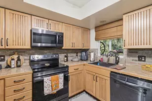 11129 W Cedar Lake Dr, Crystal River, FL 34428 - Photo 14