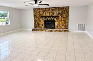 235 S Lee St, Beverly Hills, FL 34465 - Photo 4