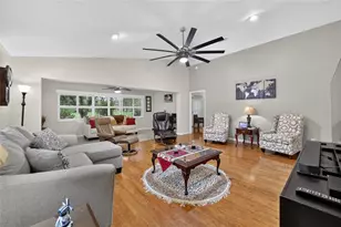 9213 SW 91st Cir, Ocala, FL 34481 - Photo 4