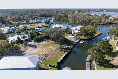 1924 SE 3rd Court, Crystal River, FL 34429 - Photo 4