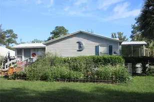 8500 NE 41st Ct, Anthony, FL 32617 - Photo 2