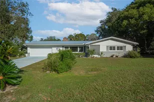 8621 E Gospel Island Rd, Inverness, FL 34450 - Photo 2
