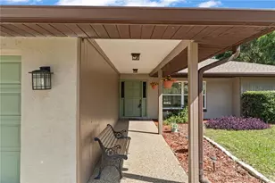 5512 W Pine Cir, Crystal River, FL 34429 - Photo 2