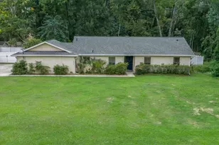 3944 NE 7th St, Ocala, FL 34470 - Photo 1