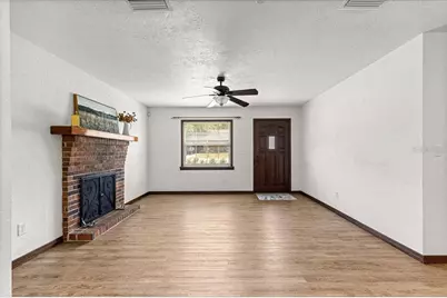 5741 NE 4th Place, Ocala, FL 34470 - Photo 2