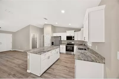 13774 SW 108th Lane, Dunnellon, FL 34432 - Photo 4