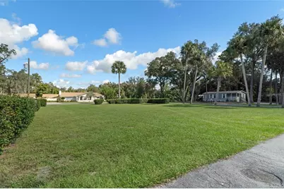 322 E Park Avenue, Chiefland, FL 32626 - Photo 38
