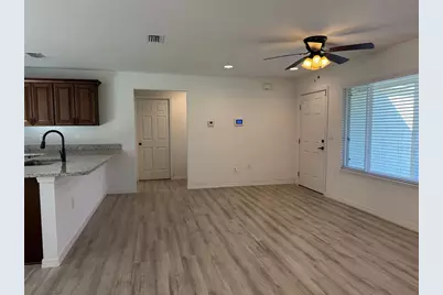 21046 SW Peach Blossom Street, Dunnellon, FL 34431 - Photo 4