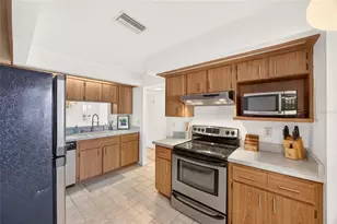 2013 SE 37th Ct Circle, Ocala, FL 34471 - Photo 10