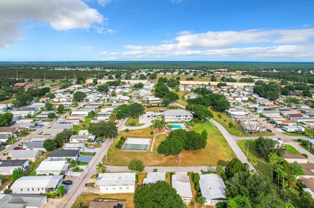 50989 Us Highway 27, Davenport FL  exterior