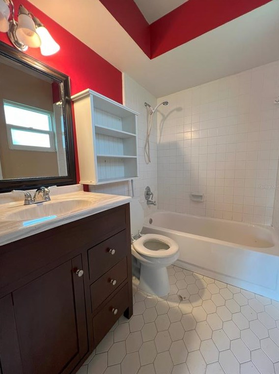 121 Lincoln Rd, Winter Haven FL  33884-2226 exterior