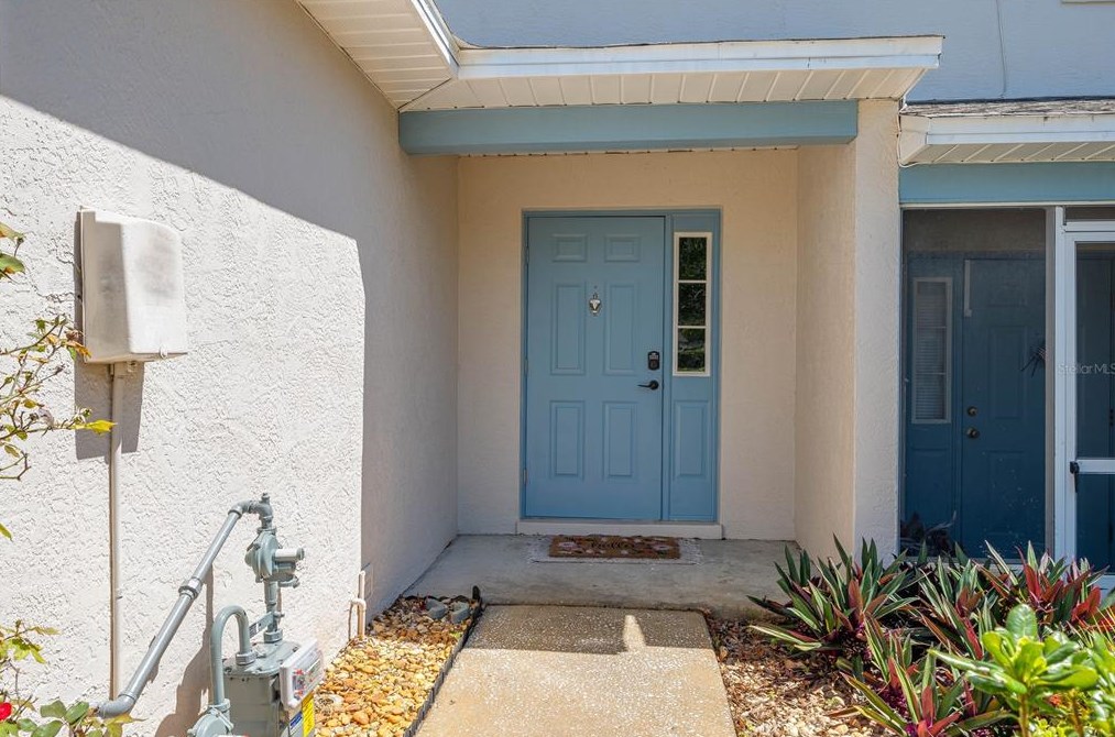 2350 Isle Royale Ct, Winter Haven, FL 33880-4325