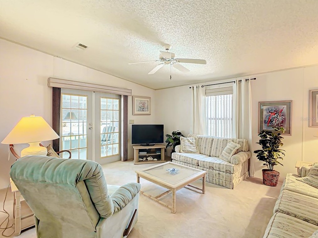 118 Piedmont Park Ave, Davenport FL  33897-9247 exterior