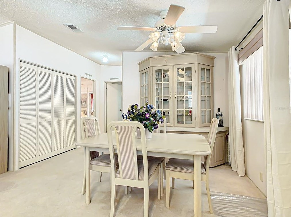 118 Piedmont Park Ave, Davenport FL  33897-9247 exterior