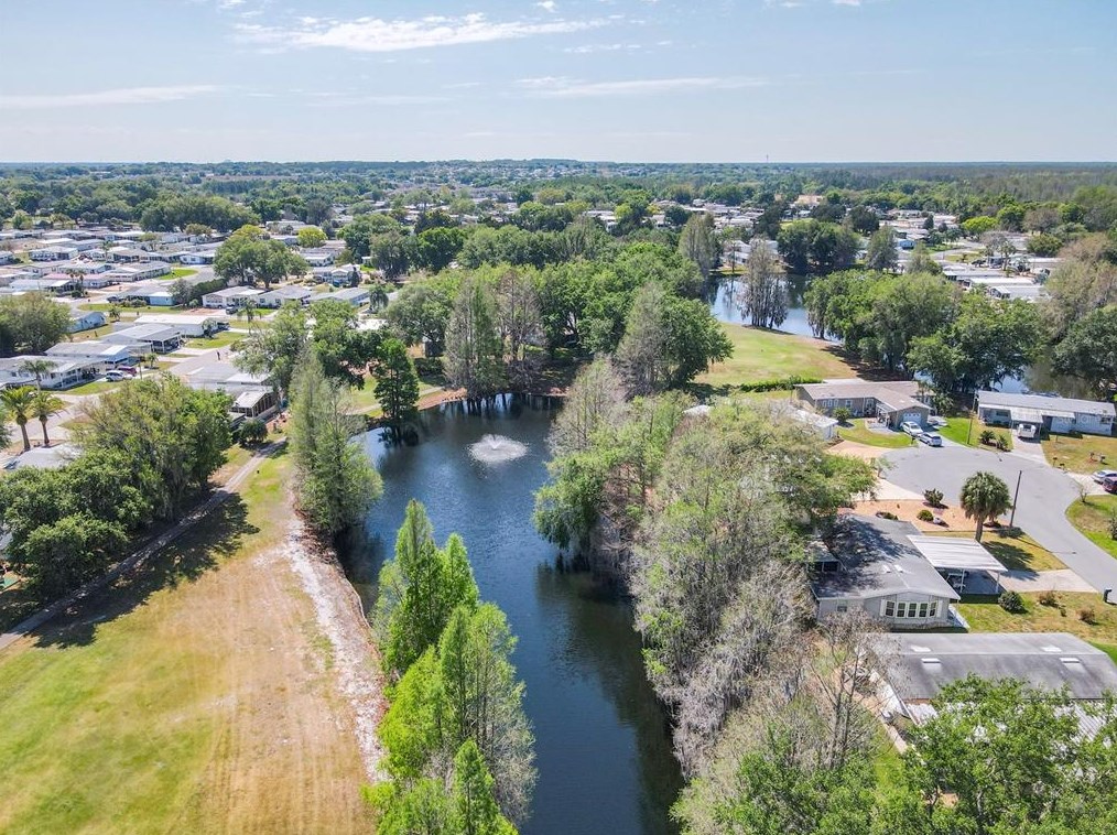 118 Piedmont Park Ave, Davenport FL  33897-9247 exterior