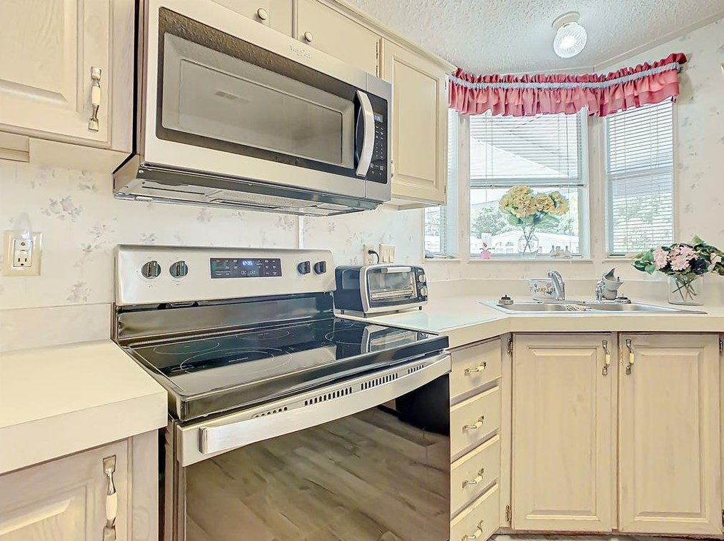 118 Piedmont Park Ave, Davenport FL  33897-9247 exterior