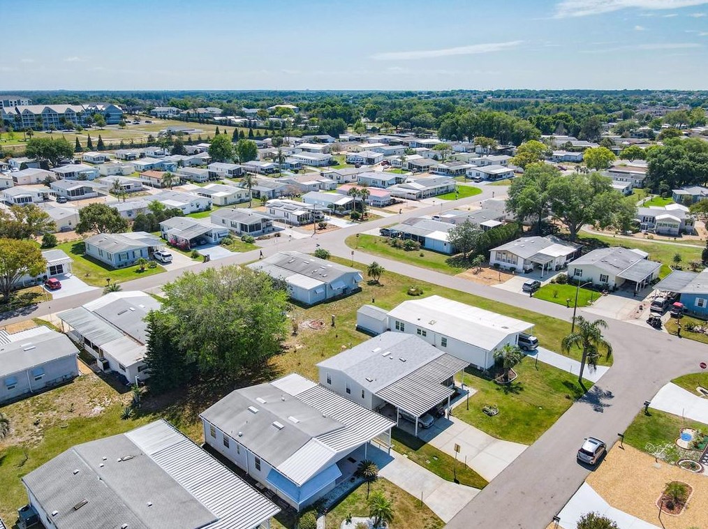 118 Piedmont Park Ave, Davenport FL  33897-9247 exterior