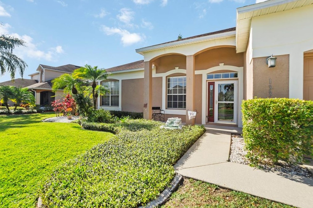 133 Golf Course Pkwy, Davenport, FL 33837