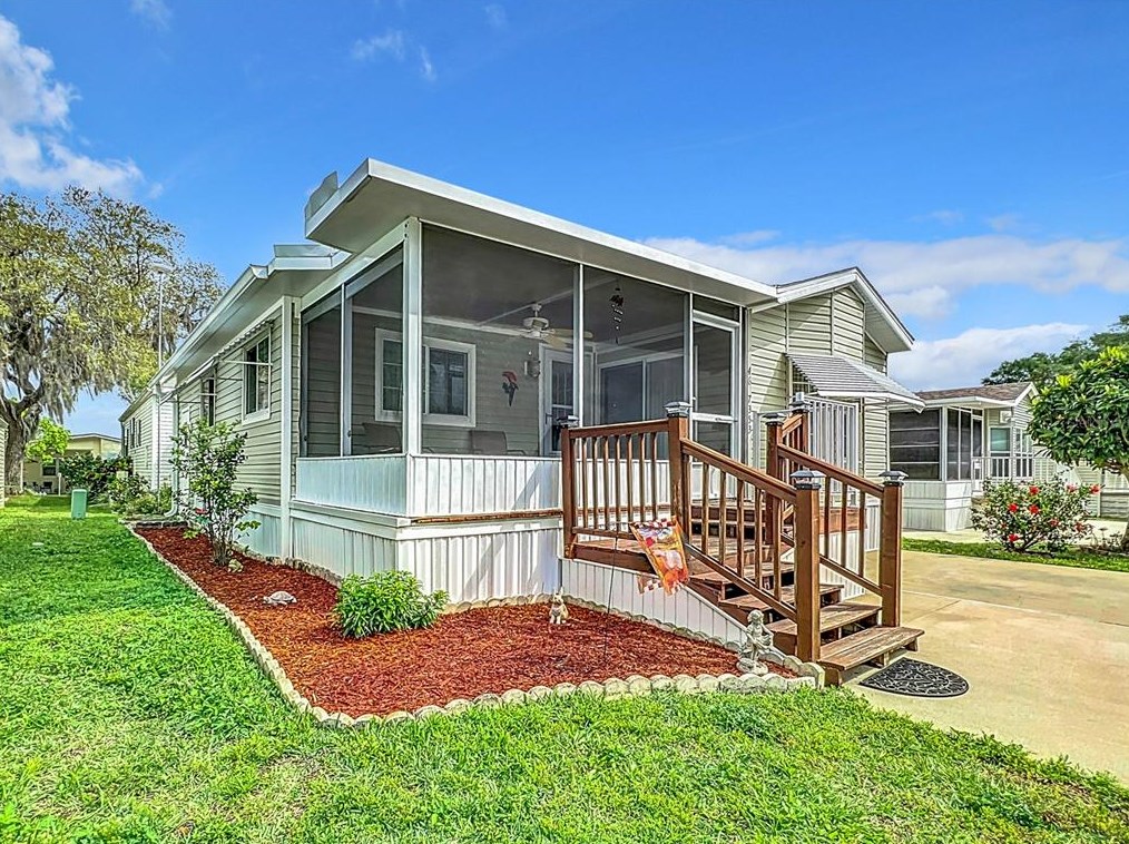 7353 Midway Ln, Lake Wales, FL 33898