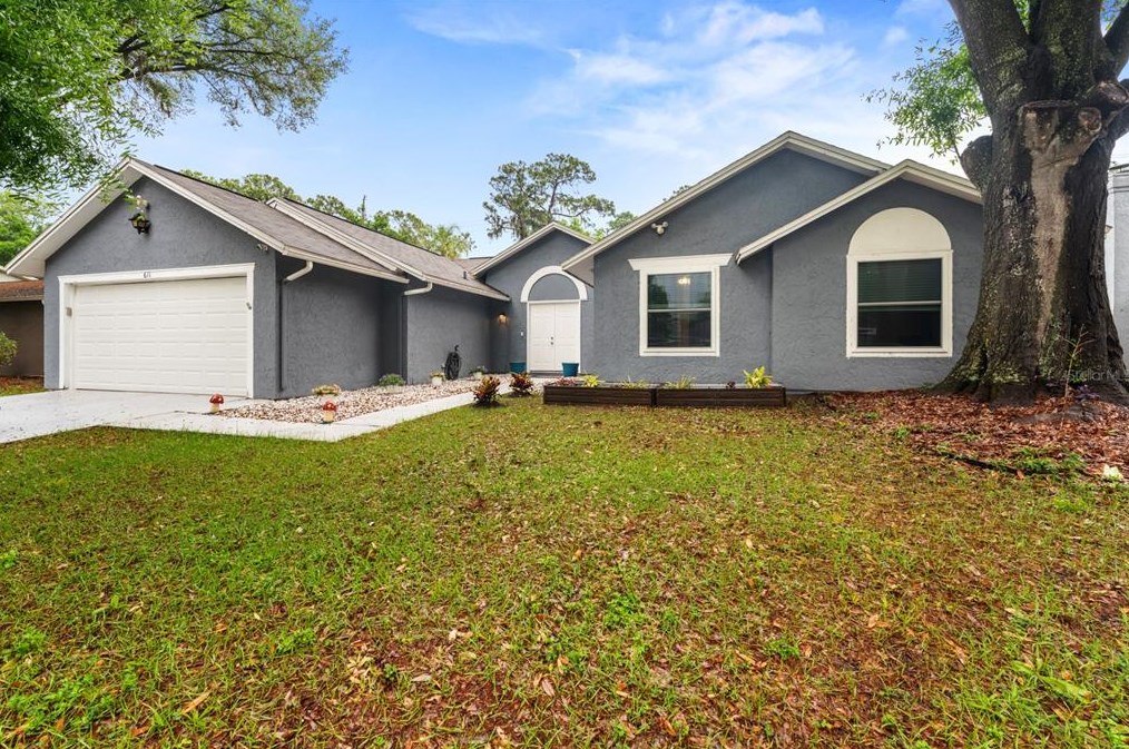 611 Sweetleaf Dr, Brandon, FL 33511-7942