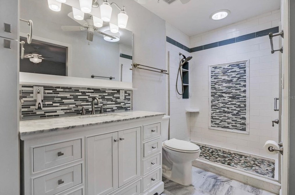 328 Vail Dr, Winter Haven FL  33884-2832 exterior