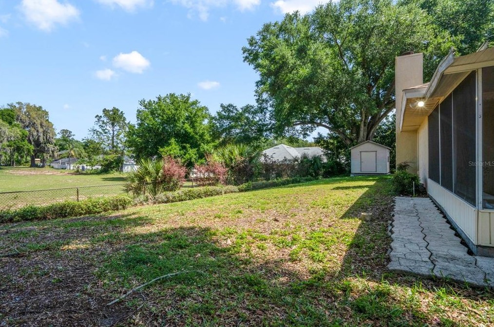 328 Vail Dr, Winter Haven FL  33884-2832 exterior