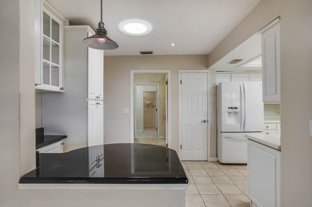 328 Vail Dr, Winter Haven FL  33884-2832 exterior