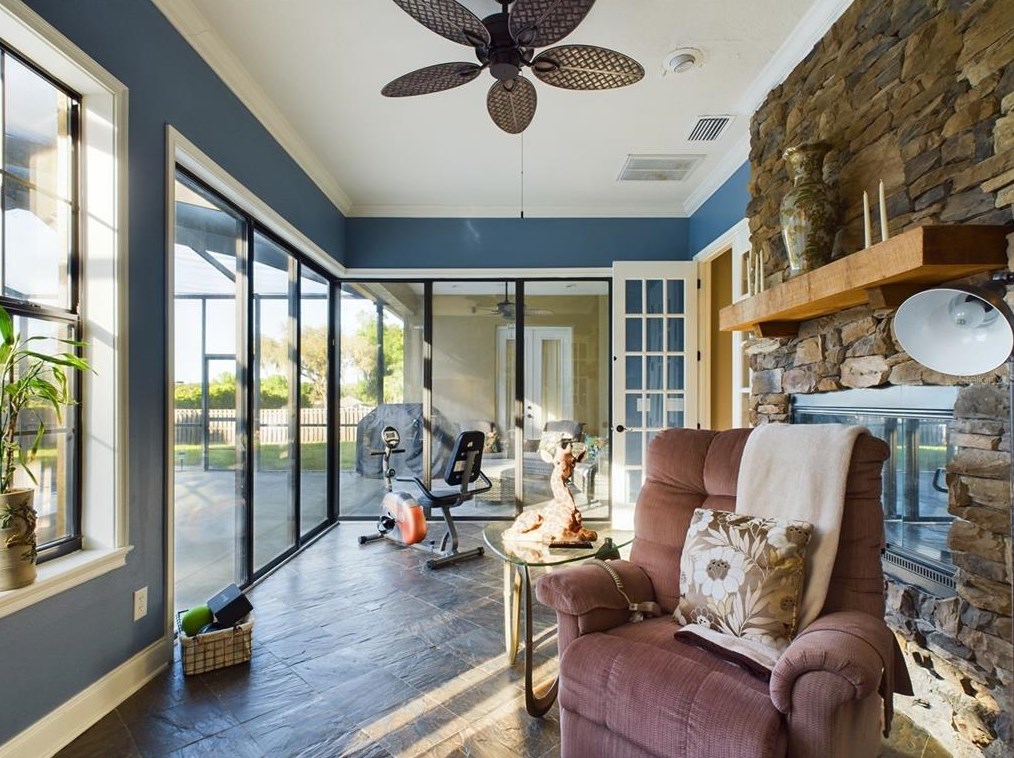 10220 42nd Ct, Belleview FL  34420-6863 exterior