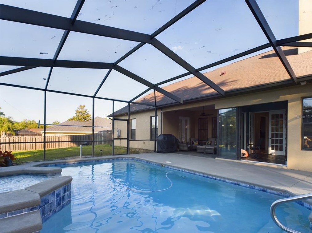 10220 42nd Ct, Belleview FL  34420-6863 exterior